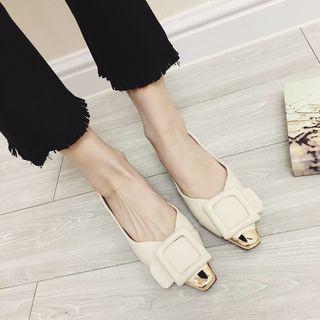 Buckled Cap-toe Flats