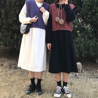 Ruffle-hem Long-sleeve Dress / Knit Vest