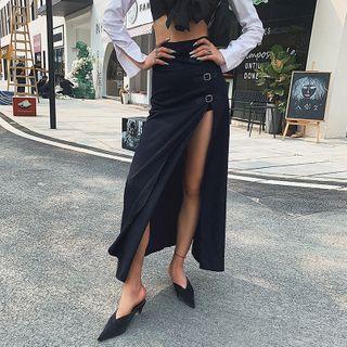 Buckled Fitted Midi Skirt