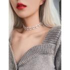 Faux Pearl Flower Choker White & Gold - One Size