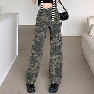 Mid Rise Camo Print Loose Fit Jeans