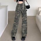 Mid Rise Camo Print Loose Fit Jeans
