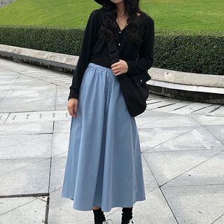 Cropped Cardigan / A-line Midi Skirt