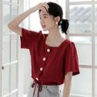 Short-sleeve Square-neck Blouse Wine Red - One Size
