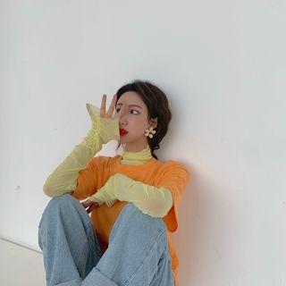 Turtleneck Long-sleeve Top / Plain Short-sleeve T-shirt