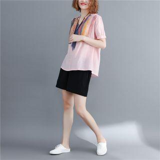 Short-sleeve V-neck Print Blouse