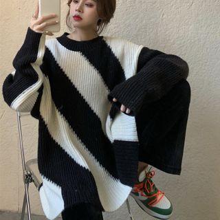 Long-sleeve Two-tone Knit Sweater / High-waist Slit Pants