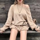 Long-sleeve Lettering T-shirt / Shorts