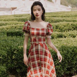 Plaid Square-neck Puff-sleeve Midi A-line Dress