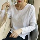 Plain V-neck Loose-fit Long-sleeve T-shirt