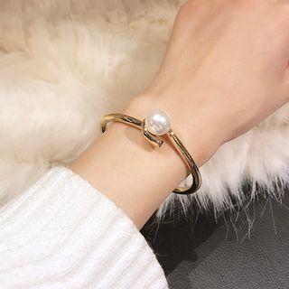 Faux-pearl Open Bangle Gold - One Size
