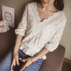 Scallop Trim V-neck 3/4 Sleeve Top