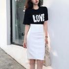 Letter Short-sleeve T-shirt / High Waist Pencil Skirt
