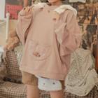 Ear-detailed Hoodie / Striped Shorts