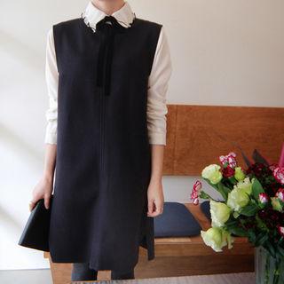 Sleeveless Zip-back Shift Dress