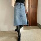 Plus Size Band-waist Denim Midi Skirt