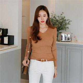 V-neck Colored Slim-fit Knit Top