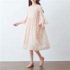 Set: Slipdress + 3/4-sleeve Chiffon A-line Midi Dress