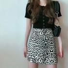 Plain Cropped Knit Cardigan / High-waist Leopard Skirt
