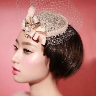 Clip Hat With Bow Headpiece
