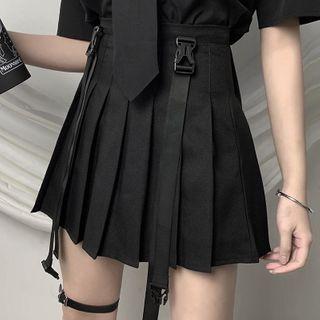 High-waist Buckled Mini Pleated Skirt