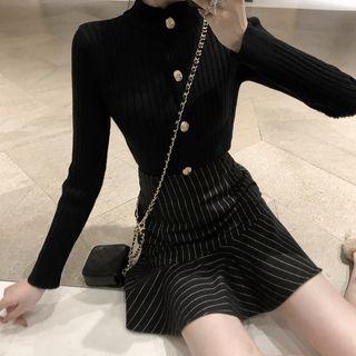 Mock Neck Knit Top / Pinstriped A-line Skirt