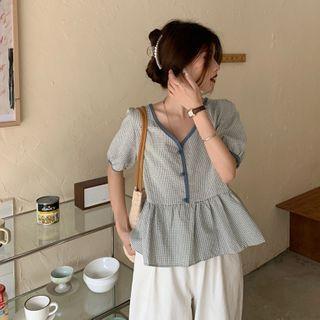 Short Sleeve V-neck Plaid Top