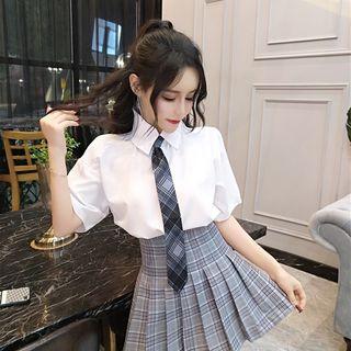 Elbow-sleeve Shirt / Plaid A-line Mini Pleated Skirt / Set