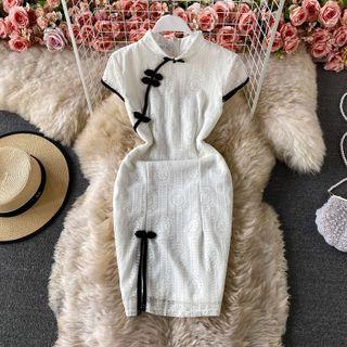 Short Sleeve Lace Slit Qipao