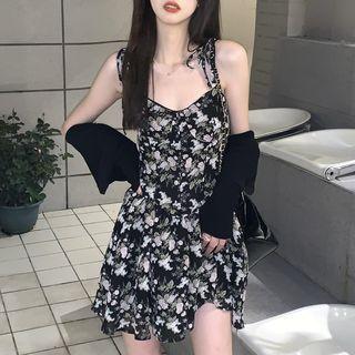 Spaghetti Strap Floral A-line Dress/ Light Jacket