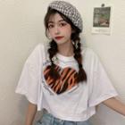 Elbow-sleeve Cropped Heart Print T-shirt