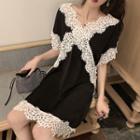 Lace V-neck Short-sleeve Top Black - One Size