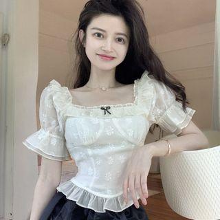 Off-shoulder Ruffle Lace Blouse