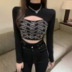 Long-sleeve Sequined Mock-neck Crop Top / Skinny Pants