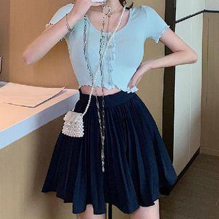 Set: Short-sleeve Ruffled Cropped T-shirt + A-line Skirt
