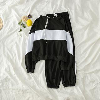 Contrast Stripe Hooded Top / Drawstring Sweatpants