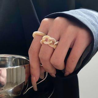 Chunky Acrylic Ring