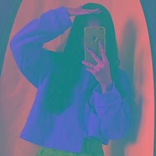 Asymmetrical Hem Sweatshirt