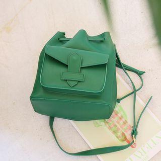 Pocket-front Bucket Bag