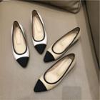 Genuine Leather Two-tone Pointy-toe Flats