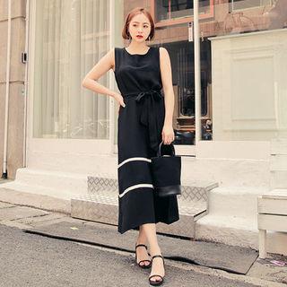 Sleeveless Contrast-trim Long Dress With Sash