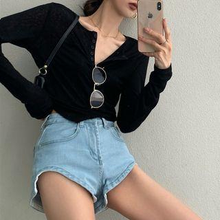 Long-sleeve Plain T-shirt / Asymmetrical Denim Shorts