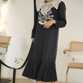 Lace-capelet Long Sweatshirt Dress