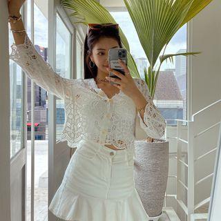 Scallop-edge Crochet Crop Cardigan