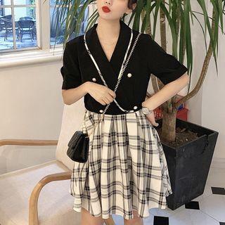 Short-sleeve Buttoned Plaid Dress Black - One Size
