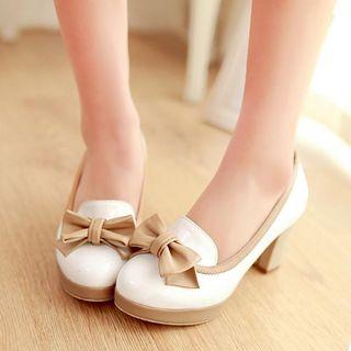 Piped Patent Bow-accent Block Heel Pumps