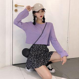 Long-sleeve Cropped T-shirt / Dotted A-line Skirt