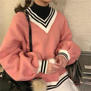 Contrast Stripe V-neck Pullover