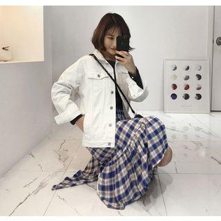 Pocket-side Denim Jacket