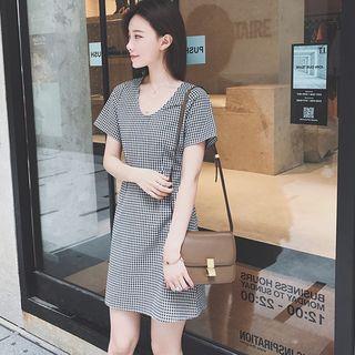 Short Sleeve Checked Dress
